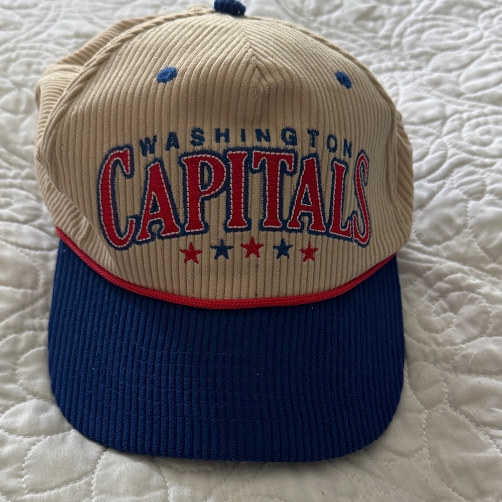 Washington Capitals Alex Ovechkin 890th goal giveaway hat